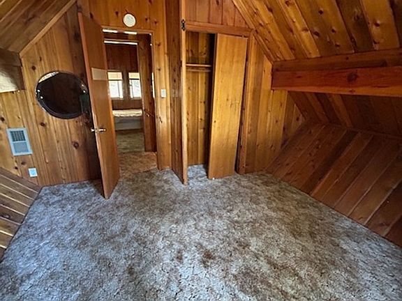 5th image of 1184 Club View Dr