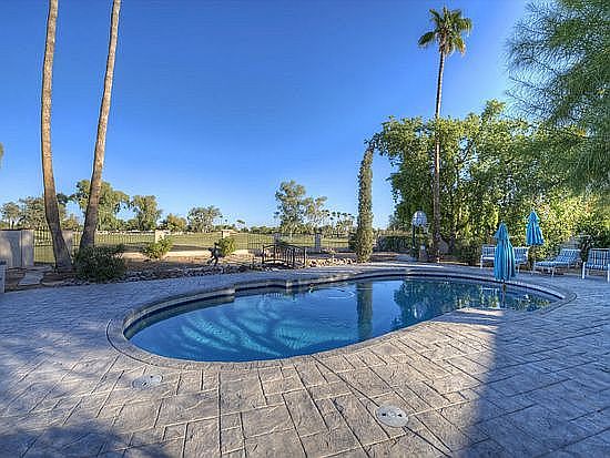 2nd image of 8033 N Via De Lago