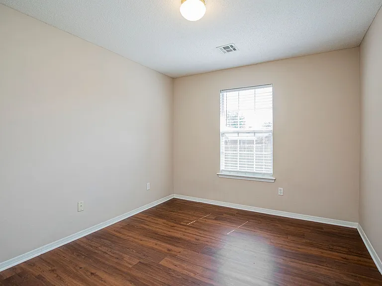 3909 SW Cherry Rd — Photo 17