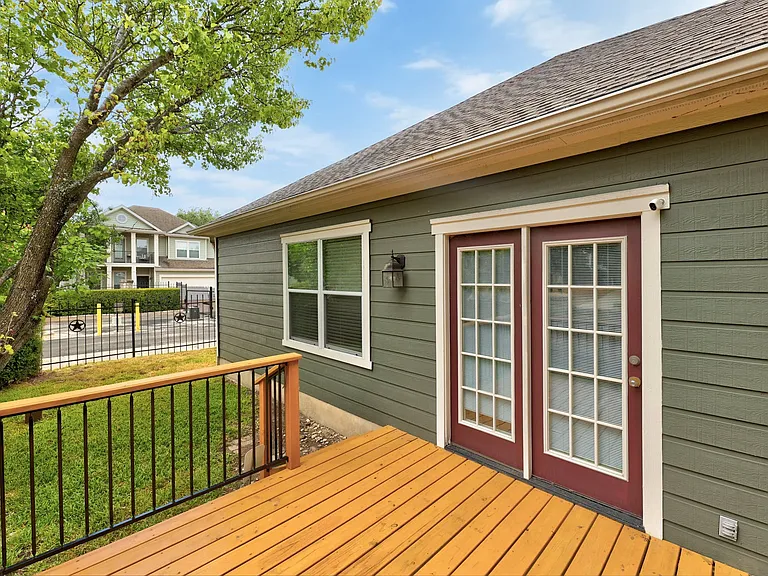 411 W Saint Elmo Rd #37 — Photo 27