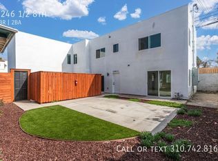 5246 1/2 W 8th St, Los Angeles, CA 90036