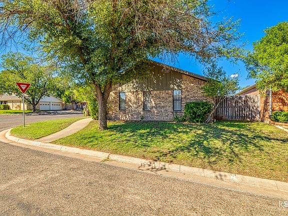 3rd image of 3728 Inglewood Dr