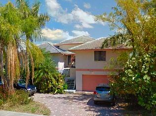 759 Inlet Dr, Marco Island, FL 34145