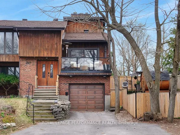 510 Foxview Pl, Ottawa, ON K1K 4C4
