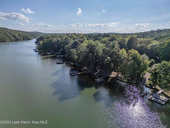 4th image of 244 Shoreline Dr
