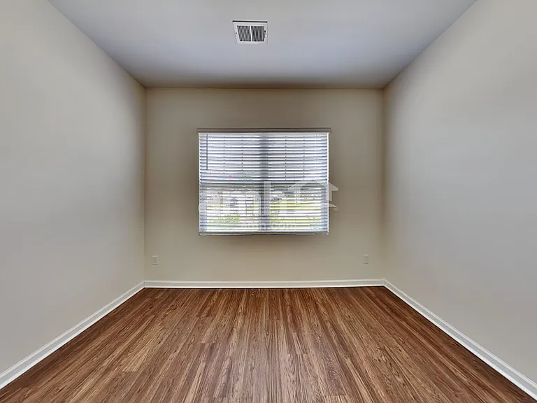 150 Orion Way — Photo 6
