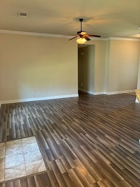 3 bed, 2.0 bath, 1620 sqft, $1,795 — Photo 4