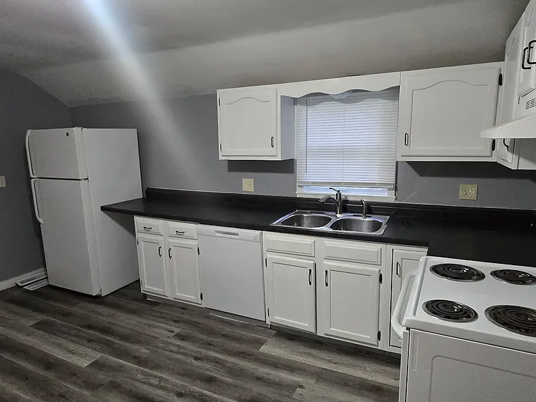 3301 Wilson Ave — Photo 7
