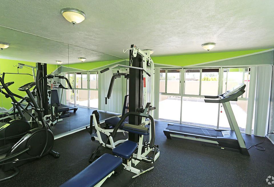 1st image of 63400 Lankershim Blvd #1
