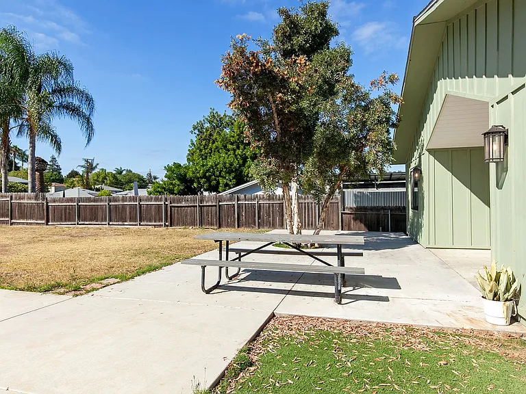 7843 Quince St — Photo 35