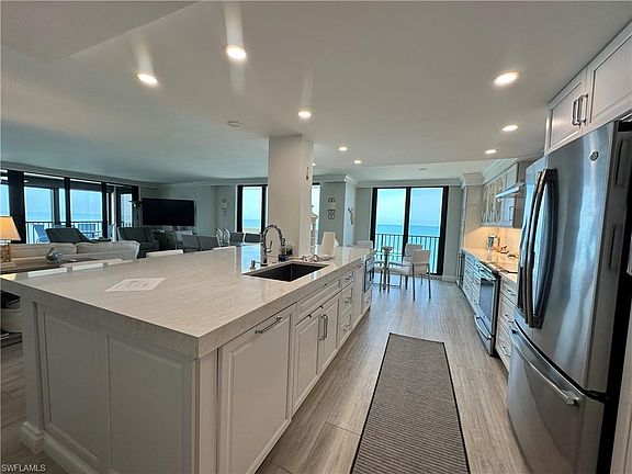 4th image of 10951 Gulf Shore Dr #1405