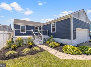 4 Travers Pl, Brigantine, NJ 08203