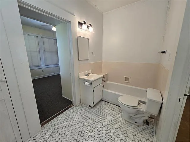 349 Saint Charles St — Photo 12