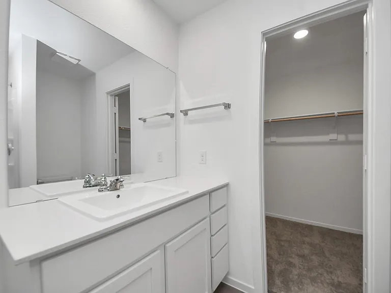 7730 Lavender Jade Dr — Photo 32