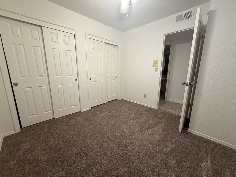 2911 Country Club Dr — Photo 22
