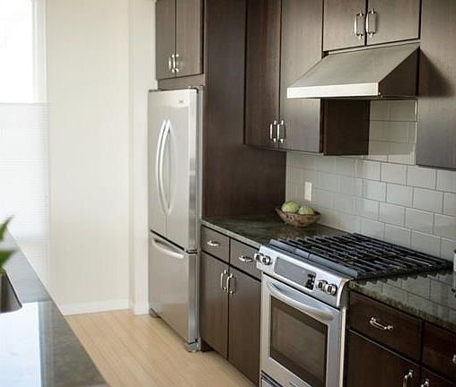 4th image of 1901 E 119th St #20