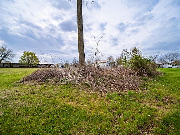 3rd image of 0 Gilmore St Lot 9