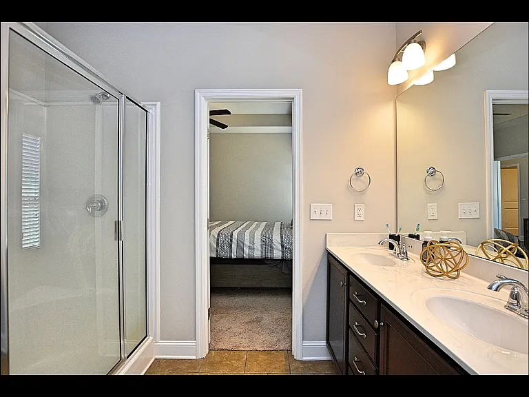 605 Summerdawn Pl — Photo 7