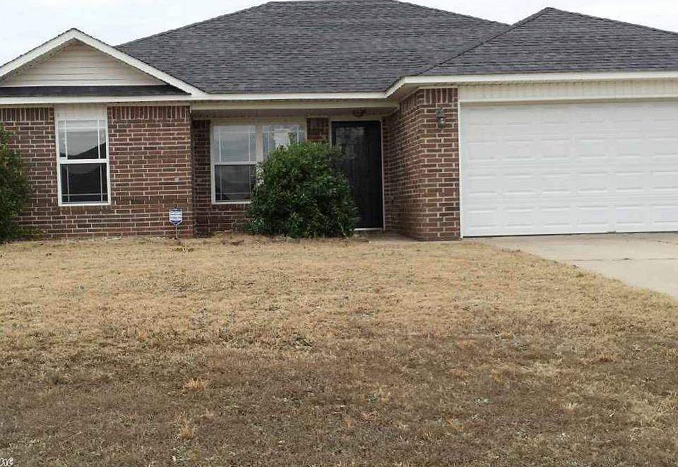 1st image of 11 Orchard Hollow Dr