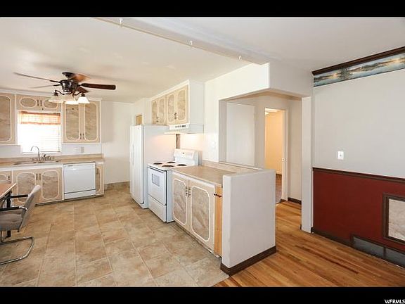 5th image of 8627 W Helen Dr