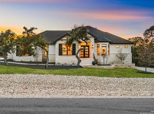 1274 Smoky Loop Rd, New Braunfels, TX 78132