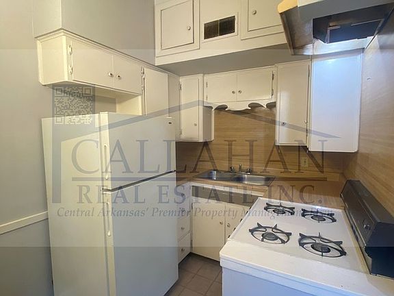 3rd image of 710 W M St #204