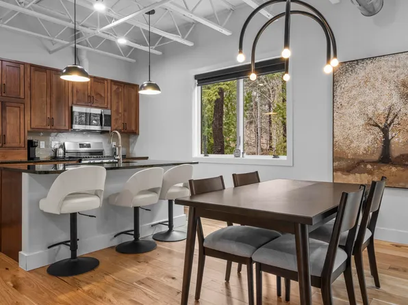 1388 Gray Dr #8, Traverse City, MI 49684