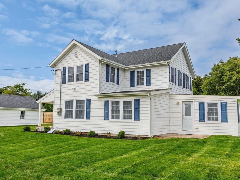 1st image of 12 Pleasant Ave