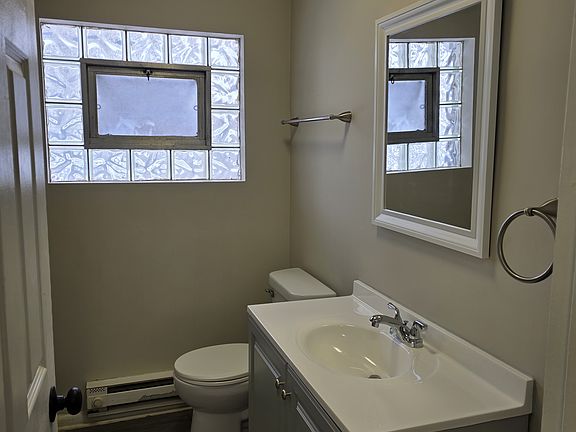 3rd image of 1539 Wentworth Ave #3W