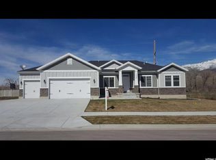 1308 E Canyon Dr, South Weber, UT 84405