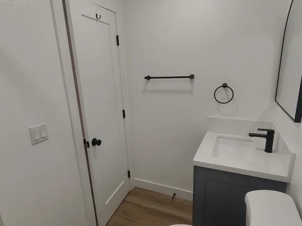 3866 Mennes Ave #A, Riverside, CA 92509