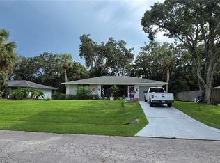 932 Starflower Ave, Sebastian, FL 32958