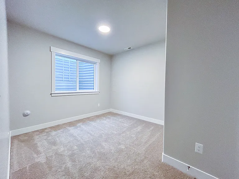 1476 Russo Dr — Photo 21
