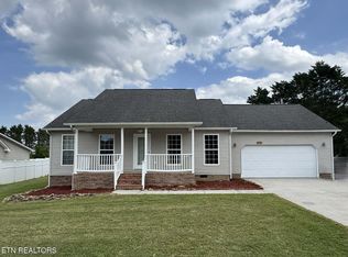 218 Wind Chase Dr, Madisonville, TN 37354