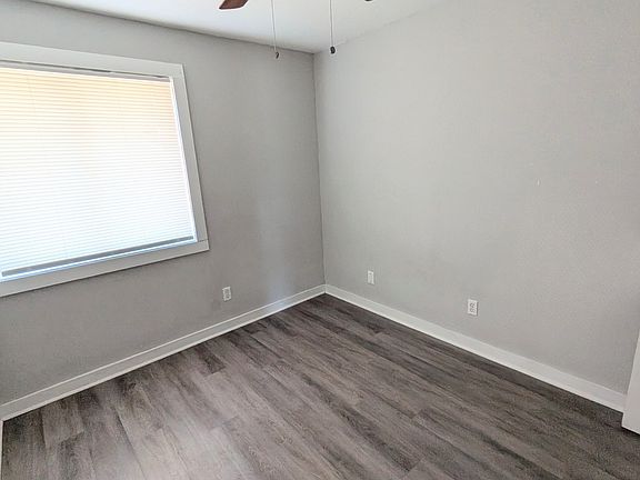 4th image of 696 Hill St