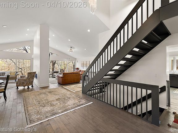 4th image of 4650 Lahser Rd