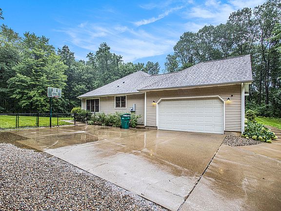 2nd image of 8971 Flowerwood Dr