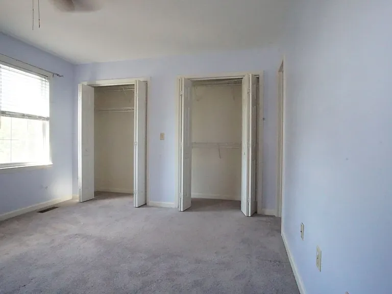 450 Wimmer St — Photo 10