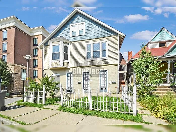 2 bed, 2.0 bath, 1250 sqft, $1,710 — Photo 3