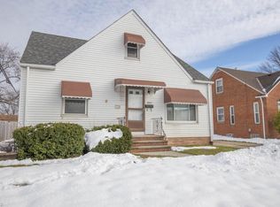 5651 W 54th St, Parma, OH 44134