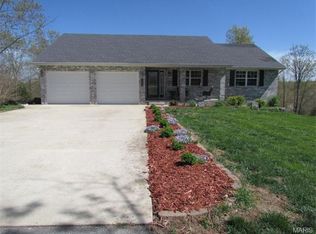 20566 Luna Rd, Waynesville, MO 65583