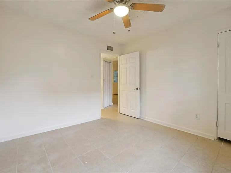324 Brooks Ave #A — Photo 18