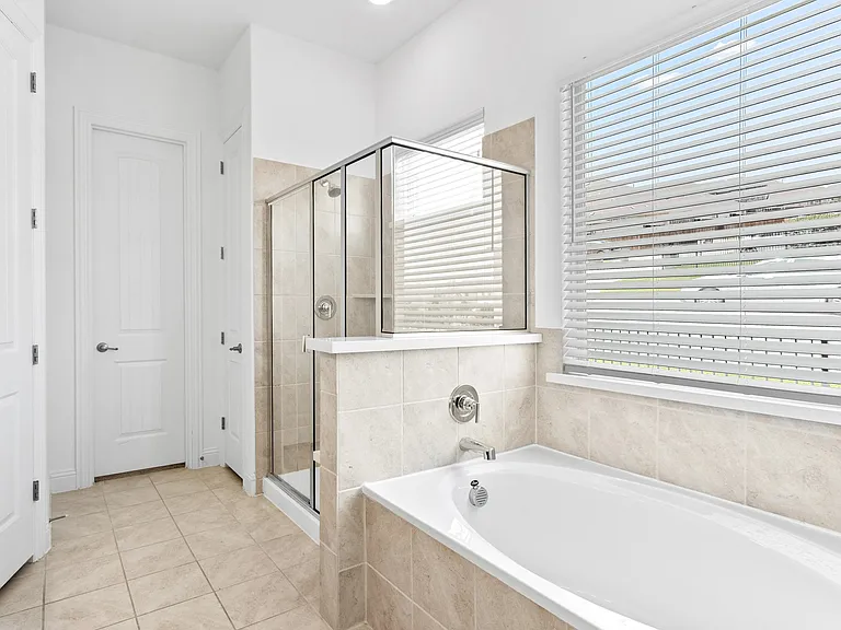 1413 Buckeye Trl — Photo 8