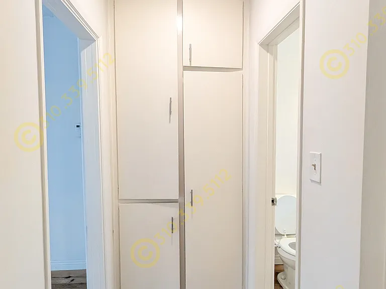 1517 Beloit Ave #8 — Photo 13