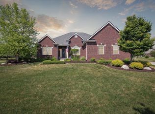 26604 Derby Ct, South Lyon, MI 48178