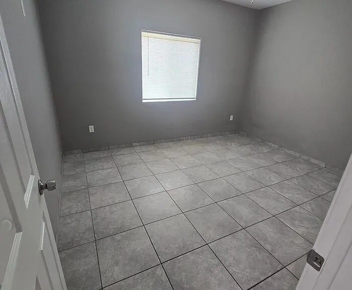 1013 E 36th St #2 — Photo 20