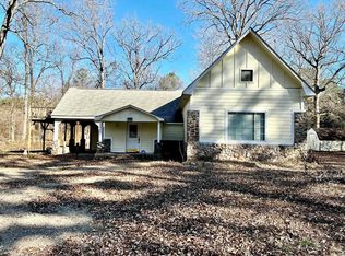 1942 Sleepy Valley Rd, Hot Springs, AR 71901
