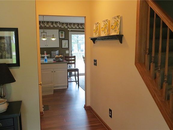 2nd image of 8385 Forest View Dr