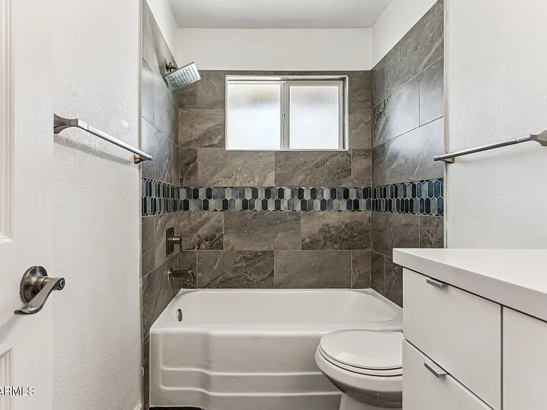 502 E Roanoke Ave #3 — Photo 16