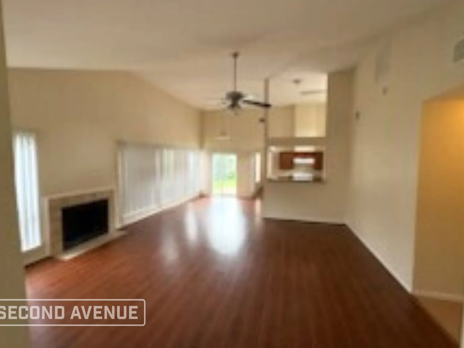 3 bed, 2.0 bath, 1571 sqft, $1,850 — Photo 4
